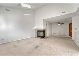 Photo #5: 3356089 Listing