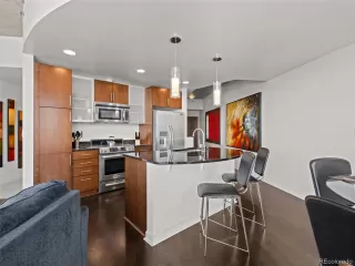 Photo #6: 3360789 Listing 