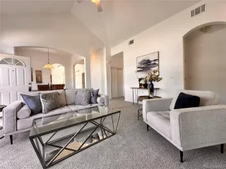 Photo #4: 3361410 Listing