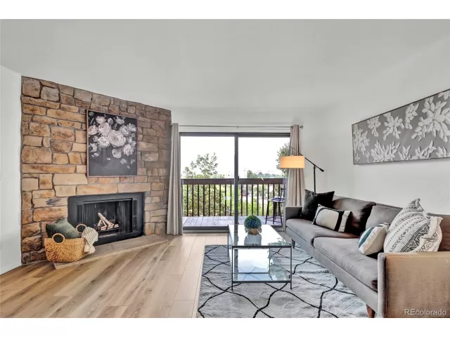 MLS: 3363908 Condo For Sale