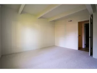 Photo #3: 3364631 Listing 