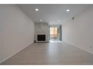 More Details about MLS # 3371027 : 865 S QUEBEC ST 202B DENVER CO 80247