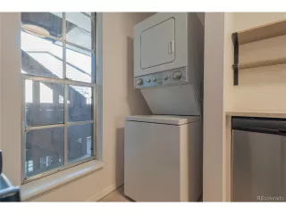 Photo #4: 3371027 Listing