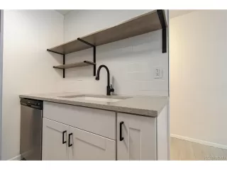 Photo #6: 3371027 Listing