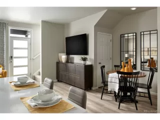 Photo #4: 3372987 Listing