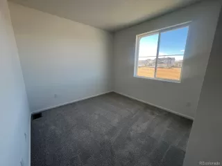 Photo #5: 3373207 Listing