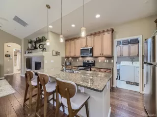 Photo #2: 3376856 Listing 