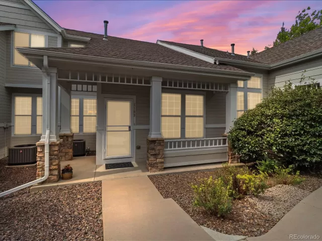 MLS: 3382026 Condo For Sale