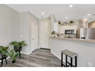 Photo #5: 3383768 Listing