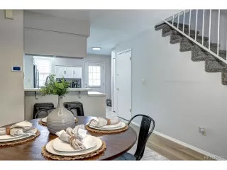 Photo #5: 3386400 Listing