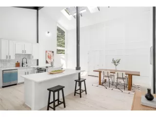 Photo #4: 3390218 Listing 