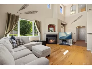 Photo #2: 3395578 Listing 