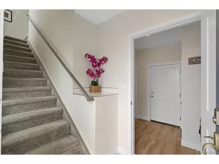 Photo #6: 3399480 Listing 