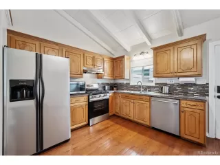 Photo #6: 3399724 Listing