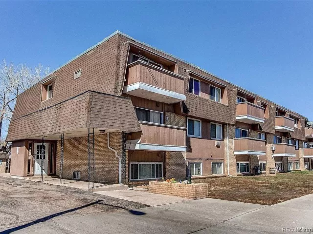 MLS: 3400998 Condo For Sale