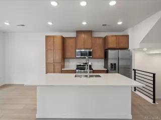 Photo #3: 3406739 Listing