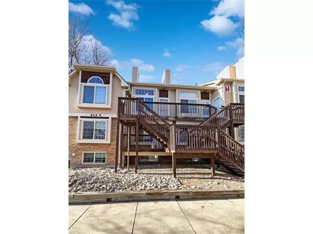 MLS: 3412330 Condo For Sale