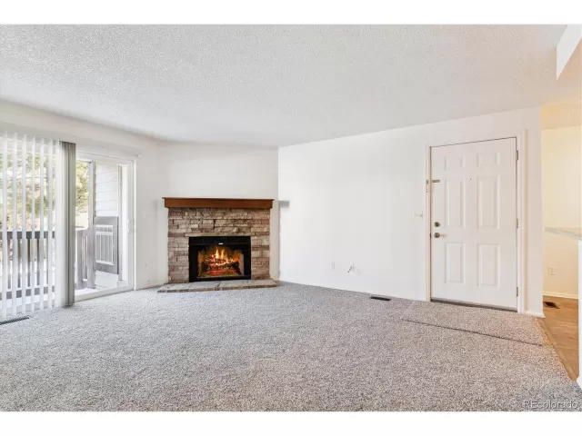 MLS: 3412525 Condo For Sale