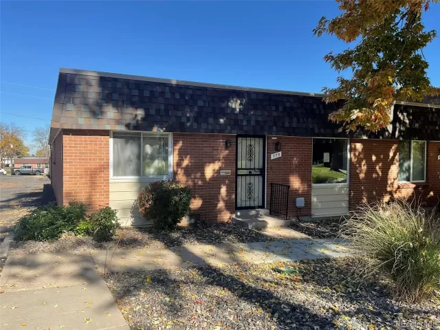 MLS: 3419927 Condo For Sale