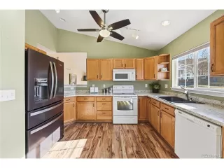 Photo #5: 3421583 Listing