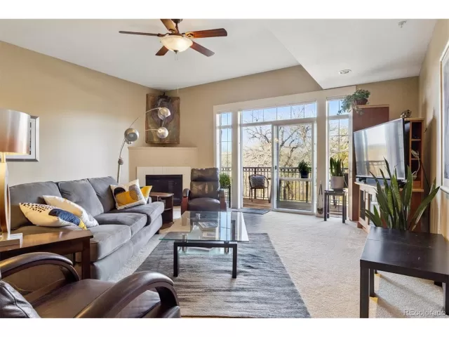 MLS: 3423501 Condo For Sale