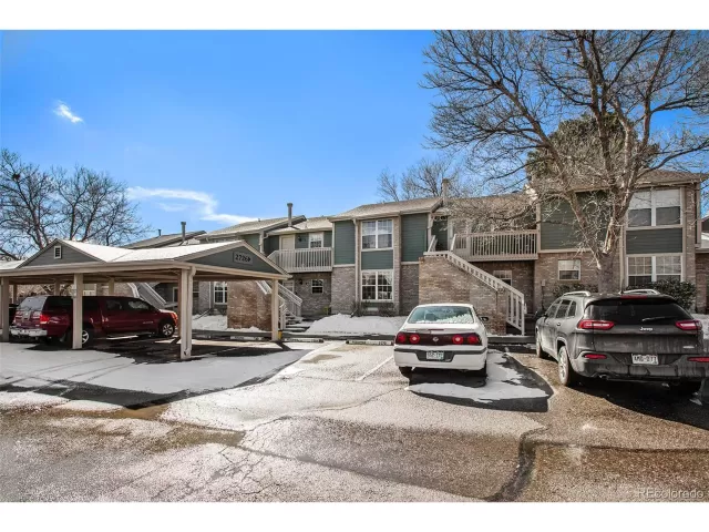 MLS: 3423936 Condo For Sale