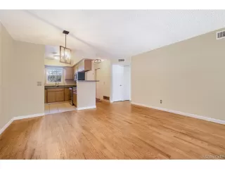 Photo #5: 3423936 Listing