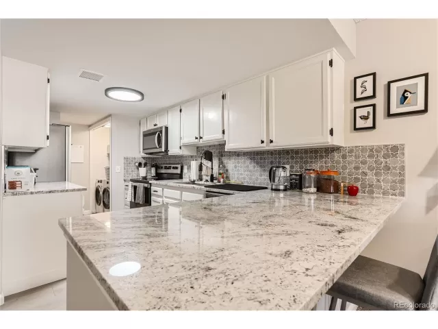 MLS: 3424030 Condo For Sale