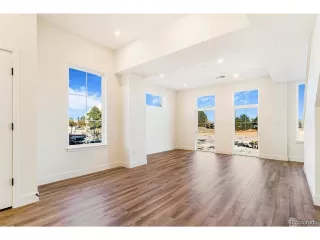 Photo #6: 3425540 Listing