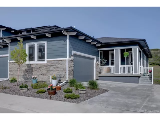 MLS: 3434743 Condo For Sale