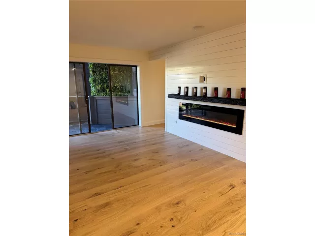 MLS: 3434918 Condo For Sale