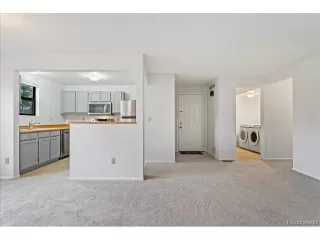 Photo #2: 3437509 Listing