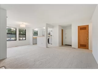 Photo #4: 3437509 Listing