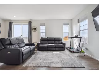 Photo #5: 3438821 Listing