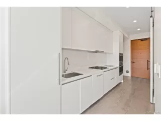 Photo #4: 3449848 Listing