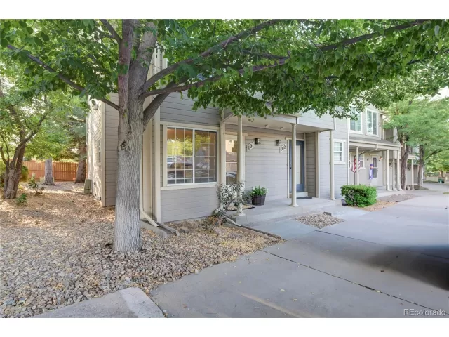 MLS: 3451585 Condo For Sale