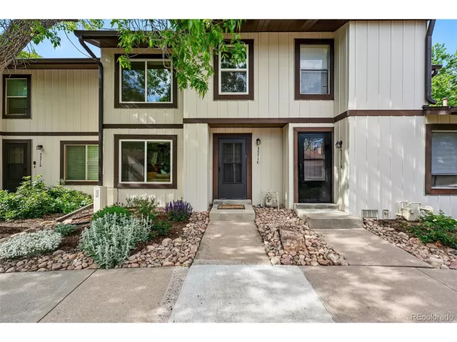 MLS: 3453684 Condo For Sale