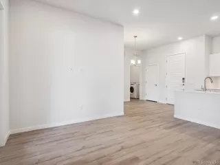 Photo #3: 3463395 Listing