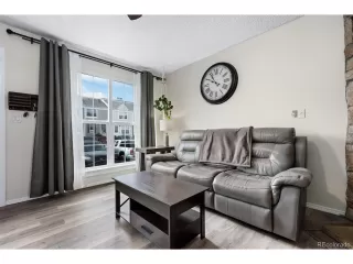 Photo #4: 3468591 Listing