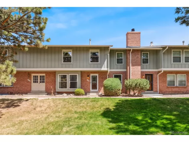 MLS: 3470515 Condo For Sale