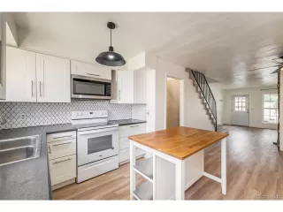 Photo #2: 3471773 Listing