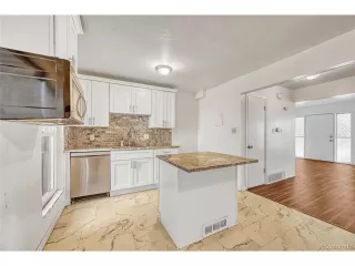 Photo #6: 3476953 Listing