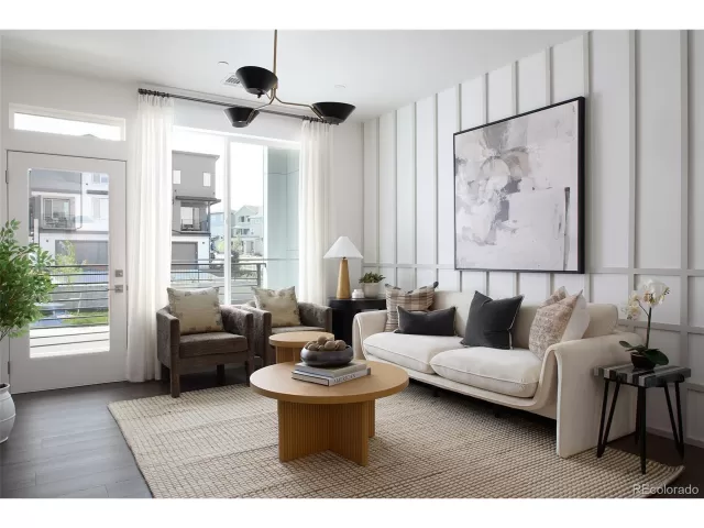 MLS: 3484704 Condo For Sale