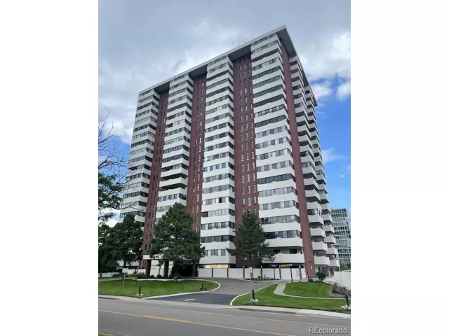 MLS: 3487273 Condo For Sale