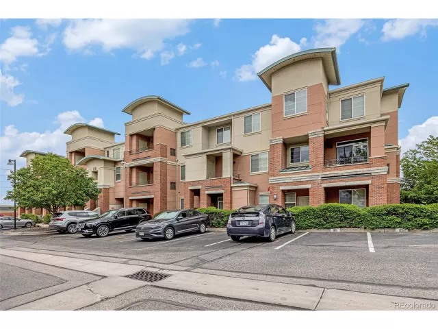 MLS: 3489029 Condo For Sale