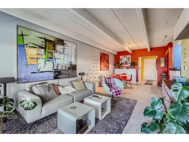 MLS: 3492362 Condo For Sale