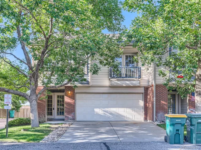 MLS: 3492950 Condo For Sale