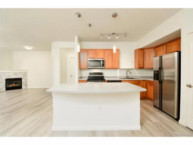 MLS: 3500356 Condo For Sale