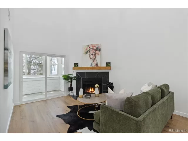 MLS: 3502242 Condo For Sale