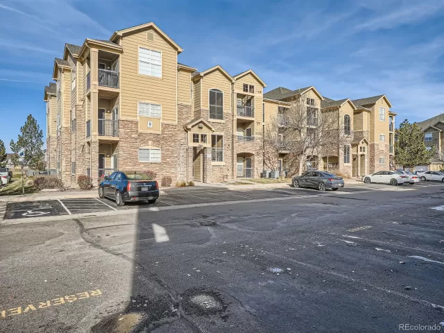 MLS: 3502823 Condo For Sale